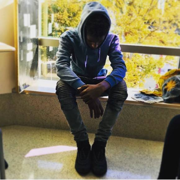 Meet your Posher, Yøung - Picture 1 of 1